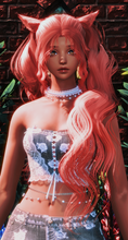 Load image into Gallery viewer, Quinn
